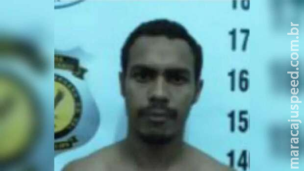 Homem que morreu em teto de igreja tinha passagens por furtos em Campo Grande Homem que morreu em teto de igreja tinha passagens por furtos em Campo Grande