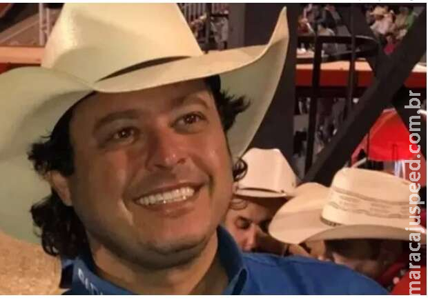 Locutor Alessandro Cunha morre após batida com caminhonete na BR-153 Locutor Alessandro Cunha morre após batida com caminhonete na BR-153