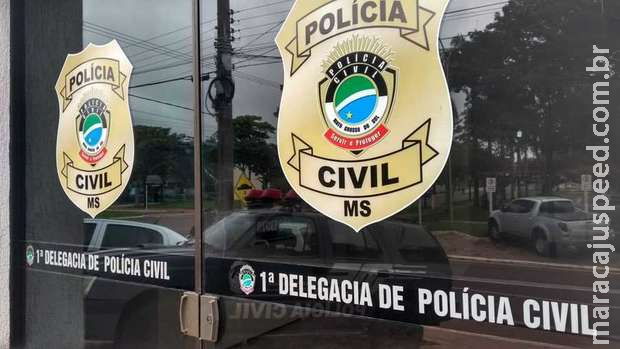 Mulher dá capacetadas e arremessa tijolo contra ex-marido em Nova Andradina Mulher dá capacetadas e arremessa tijolo contra ex-marido em Nova Andradina