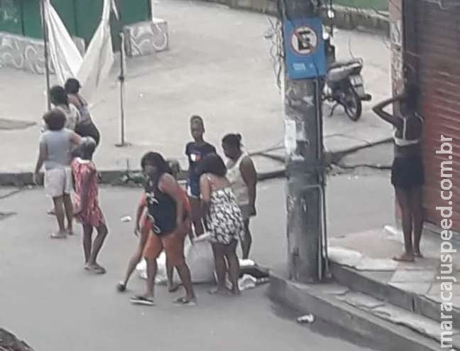 Oito morrem em operação policial na Vila Cruzeiro, no Rio Oito morrem em operação policial na Vila Cruzeiro, no Rio