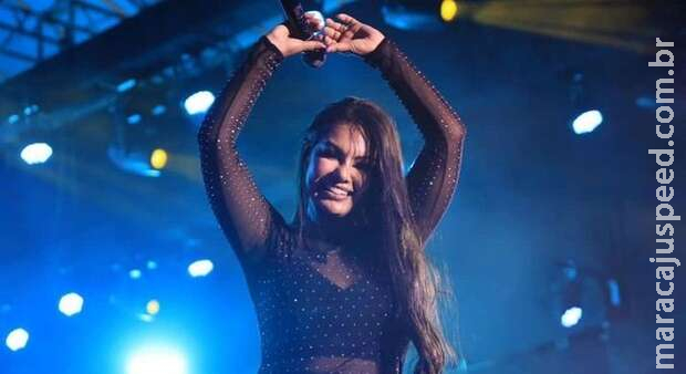 Paulinha Abelha, vocalista do Calcinha Preta, morre aos 43 anos Paulinha Abelha, vocalista do Calcinha Preta, morre aos 43 anos