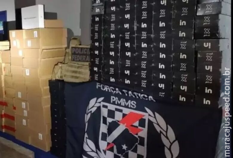 Policia apreende veículo com contrabando de anabolizante a Macbooks Policia apreende veículo com contrabando de anabolizante a Macbooks