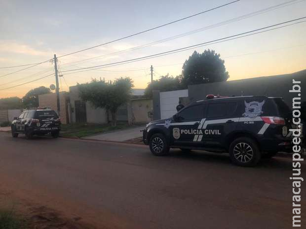Polícia desmantela quadrilha de traficantes presos com fuzis em Nova Andradina Polícia desmantela quadrilha de traficantes presos com fuzis em Nova Andradina