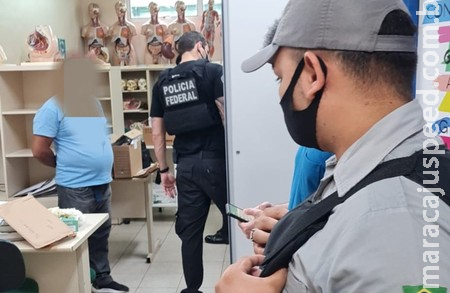 Polícia Federal investiga envio de mão e placentas humanas de Manaus para Singapura, na Ásia Polícia Federal investiga envio de mão e placentas humanas de Manaus para Singapura, na Ásia