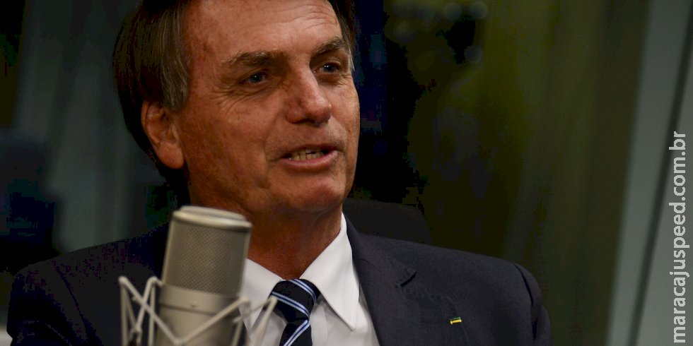 Presidente oficializa reajuste de 33,23% para professores Presidente oficializa reajuste de 33,23% para professores