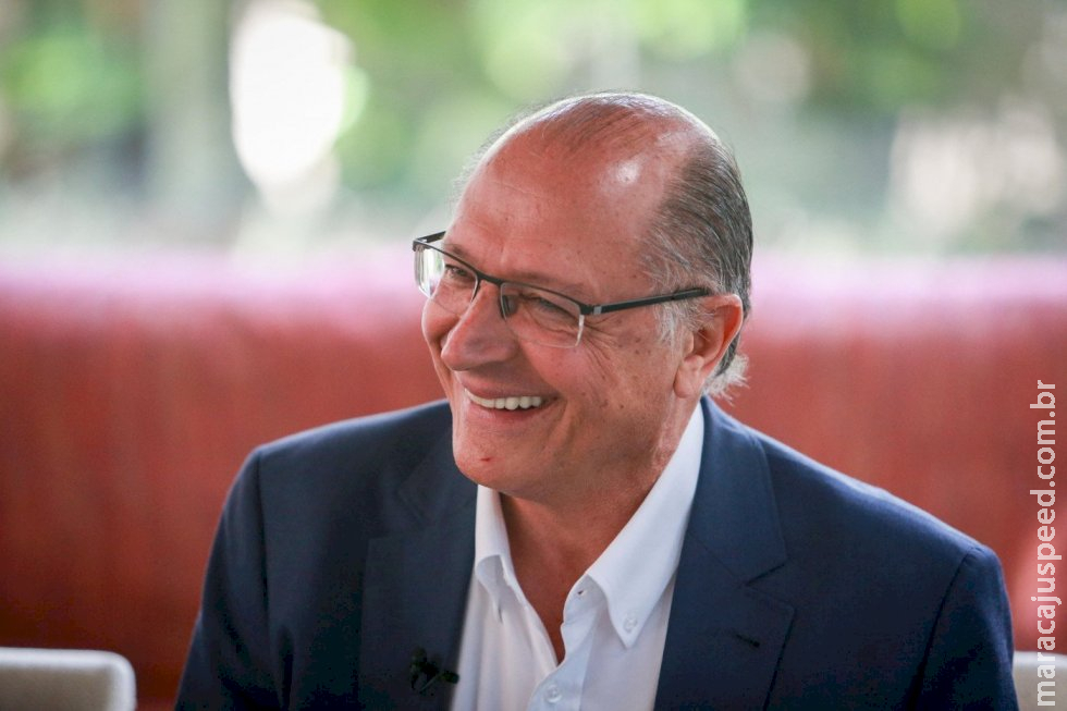 Alckmin sela filiação ao PSB para ser vice de Lula nas eleições de 2022 Alckmin sela filiação ao PSB para ser vice de Lula nas eleições de 2022