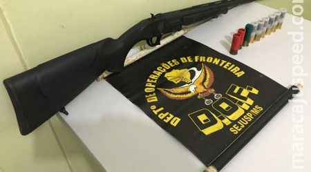 Após disparos DOF prende homem de 26 anos e uma espingarda calibre 12 em Fazenda de Sidrolândia Após disparos DOF prende homem de 26 anos e uma espingarda calibre 12 em Fazenda de Sidrolândia