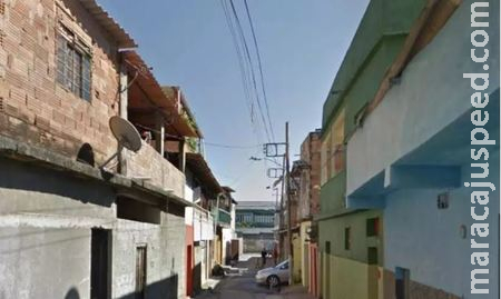Após suspeito ligar para advogado, mulher é encontrada morta em casa Após suspeito ligar para advogado, mulher é encontrada morta em casa