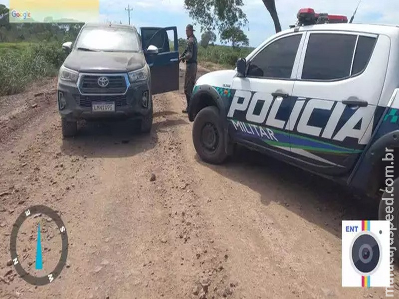 Após trocar tiros com a polícia, ladrão vê bloqueio da PMA e foge Após trocar tiros com a polícia, ladrão vê bloqueio da PMA e foge