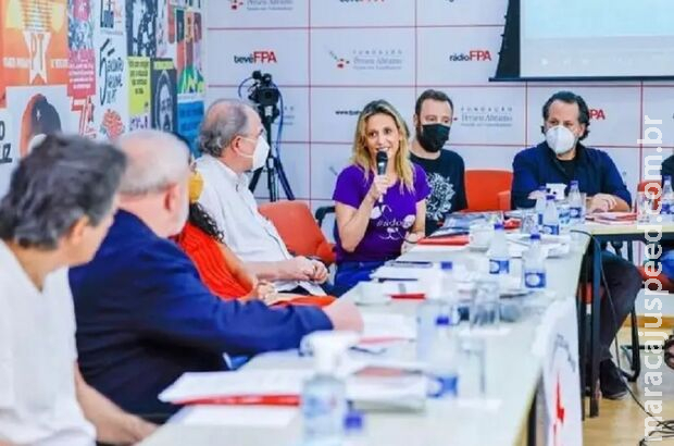 Ativista da causa animal, Luisa Mell, declara apoio a Lula para disputa presidencial Ativista da causa animal, Luisa Mell, declara apoio a Lula para disputa presidencial