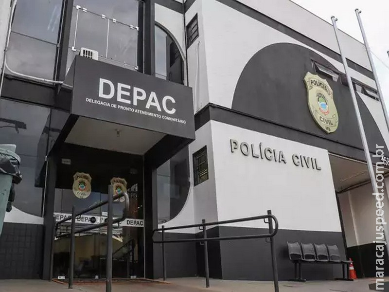 Bandidos rendem família em garagem de casa e fogem levando motocicletas Bandidos rendem família em garagem de casa e fogem levando motocicletas