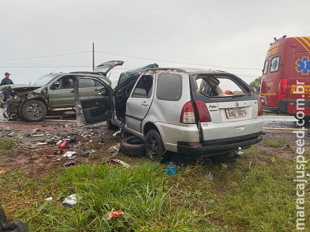 Batida entre carros deixa um morto na BR-060 em distrito de Jardim Batida entre carros deixa um morto na BR-060 em distrito de Jardim
