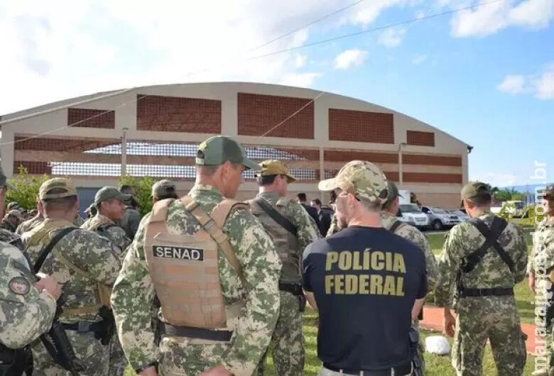 Com mais de 80 policiais, Brasil e Paraguai se unem contra o tráfico Com mais de 80 policiais, Brasil e Paraguai se unem contra o tráfico