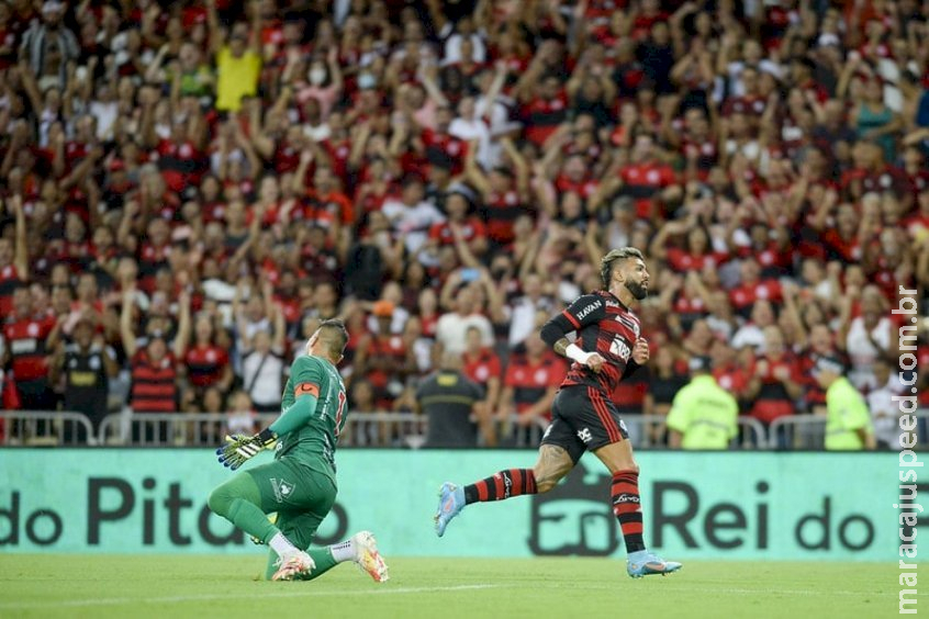 Com volta do Maracanã, Flamengo tem lucro em operação e mira evitar prejuízo com a fase final do Carioca Com volta do Maracanã, Flamengo tem lucro em operação e mira evitar prejuízo com a fase final do Carioca