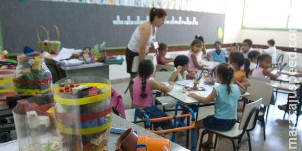 Conselho tenta reverter veto que coloca psicólogos nas escolas municipais da Capital Conselho tenta reverter veto que coloca psicólogos nas escolas municipais da Capital