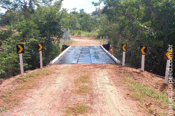 Governo atende pedido de Barbosinha e recupera ponte sobre córrego São José, em Terenos Governo atende pedido de Barbosinha e recupera ponte sobre córrego São José, em Terenos