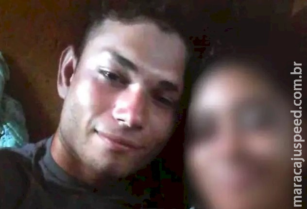 Homem é assassinado a facadas depois de discussão em bar por ciúmes Homem é assassinado a facadas depois de discussão em bar por ciúmes