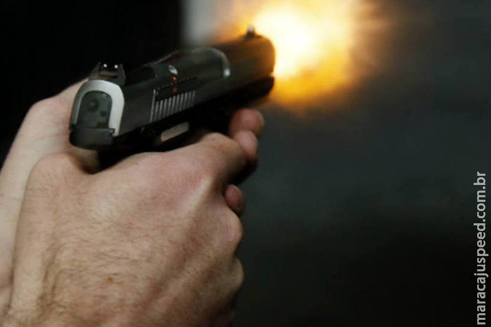 Homem é assassinado a tiros e sobrinho é principal suspeito Homem é assassinado a tiros e sobrinho é principal suspeito