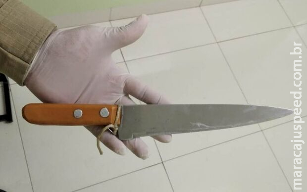 Jovem com faca tenta tirar a própria vida na BR-376