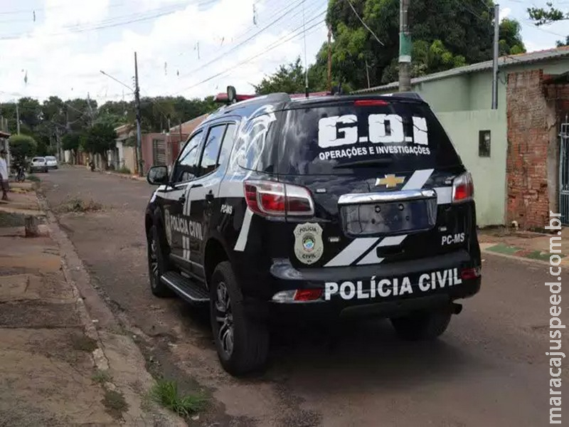 Moradores ouvem barulho de tiros e encontram vizinho baleado no peito Moradores ouvem barulho de tiros e encontram vizinho baleado no peito