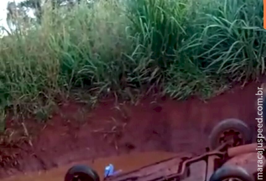 Morre no HU criança ferida após carro cair em buraco entre Dourados e Itaporã Morre no HU criança ferida após carro cair em buraco entre Dourados e Itaporã