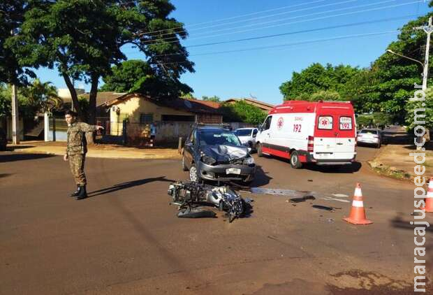 Motociclista fica em estado gravíssimo após ser atingido por carro em MS Motociclista fica em estado gravíssimo após ser atingido por carro em MS