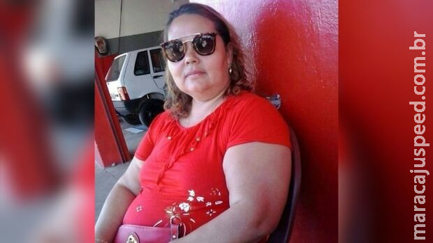 Mulher morre após ser arremessada de veículo que capotou em Figueirão Mulher morre após ser arremessada de veículo que capotou em Figueirão