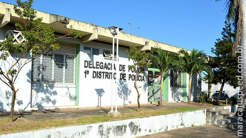 Mulher procura pai de santo para livrar mãe de cadeia, perde R$ 20 mil e é agredida em MS Mulher procura pai de santo para livrar mãe de cadeia, perde R$ 20 mil e é agredida em MS