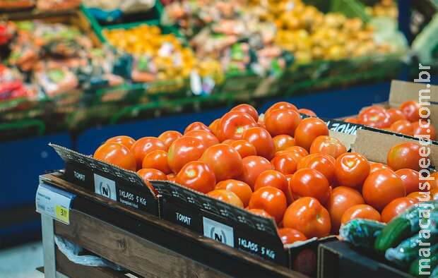 Preços de alimentos disparam e governo não apresenta solução Preços de alimentos disparam e governo não apresenta solução