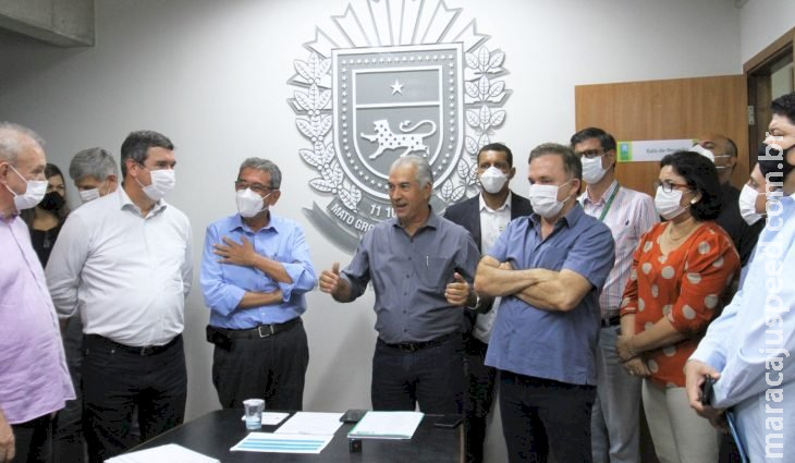 Reinaldo Azambuja autoriza recapeamento de ruas e avenida e ampliação de hospital de Porto Murtinho Reinaldo Azambuja autoriza recapeamento de ruas e avenida e ampliação de hospital de Porto Murtinho
