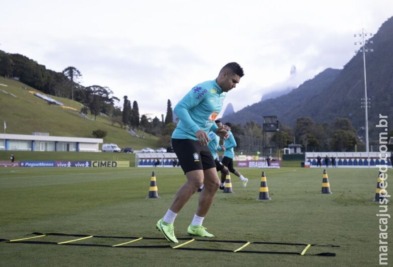 Seleção fará três treinamentos antes de enfrentar o Chile Seleção fará três treinamentos antes de enfrentar o Chile