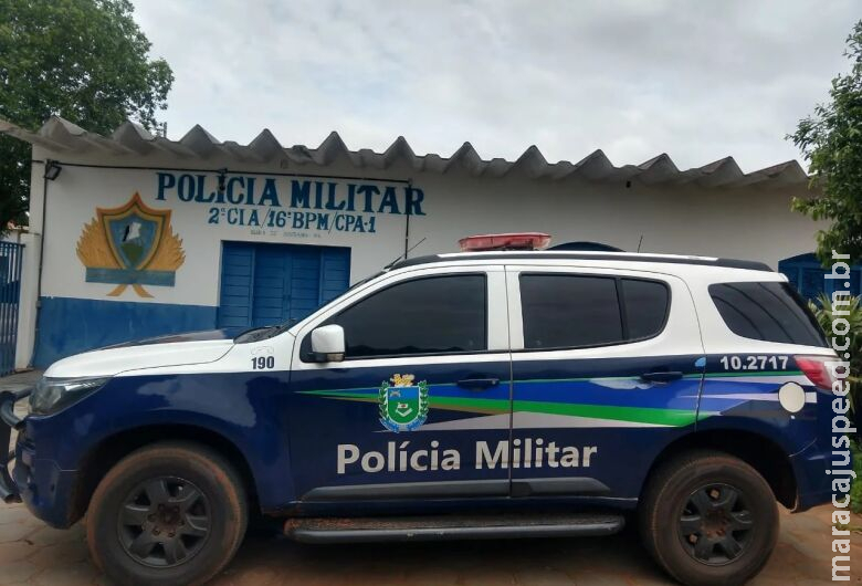Sem aceitar o fim do casamento, homem tenta atropelar ex em MS Sem aceitar o fim do casamento, homem tenta atropelar ex em MS