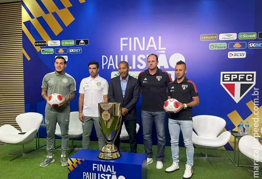 Técnicos de São Paulo e Palmeiras se encontram na véspera da final Técnicos de São Paulo e Palmeiras se encontram na véspera da final