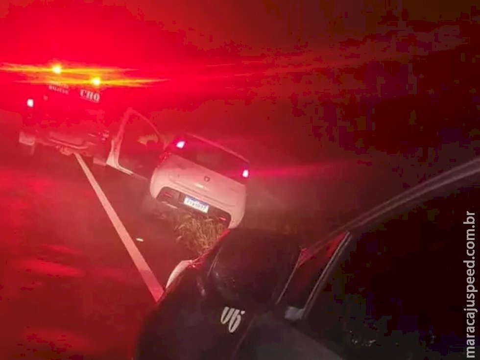 Traficante reage a abordagem, tenta fugir e acaba morto após troca de tiros em Amambai Traficante reage a abordagem, tenta fugir e acaba morto após troca de tiros em Amambai