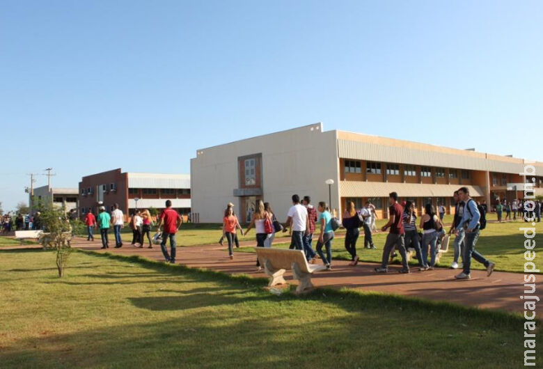 UFGD aplica provas de vestibular neste domingo UFGD aplica provas de vestibular neste domingo