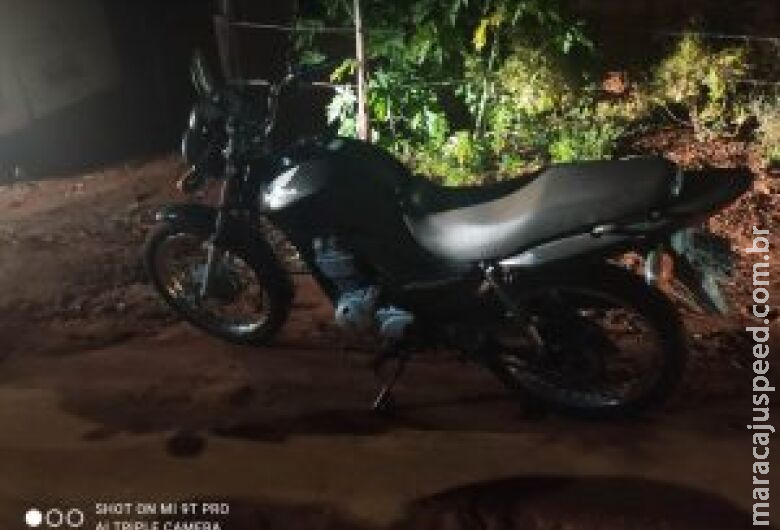Após flagrar quatro empurrando moto furtada, polícia apreende menor Após flagrar quatro empurrando moto furtada, polícia apreende menor