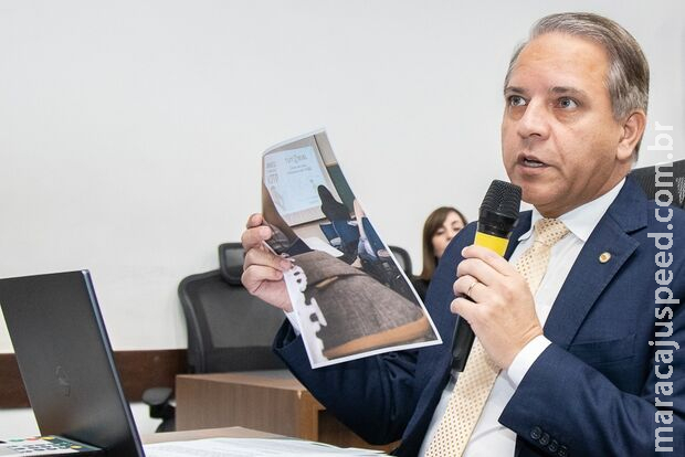 Deputado acusa UFMS de dar aula Deputado acusa UFMS de dar aula