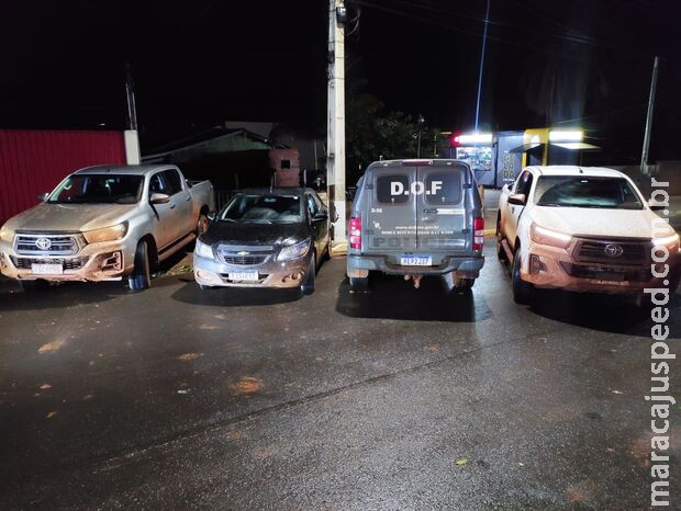 DOF recupera duas camionetes roubadas em MS DOF recupera duas camionetes roubadas em MS