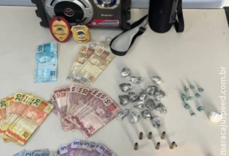 Dupla é presa por tráfico, posse de munição restrita e receptação