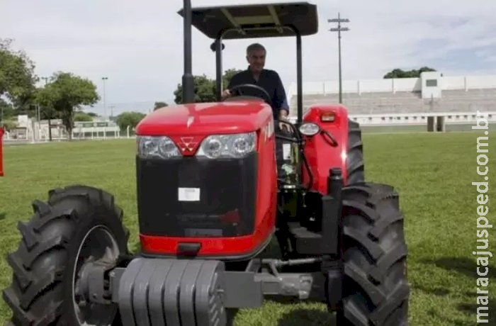 Estado entrega mais 363 maquinários para o setor rural nesta segunda-feira Estado entrega mais 363 maquinários para o setor rural nesta segunda-feira