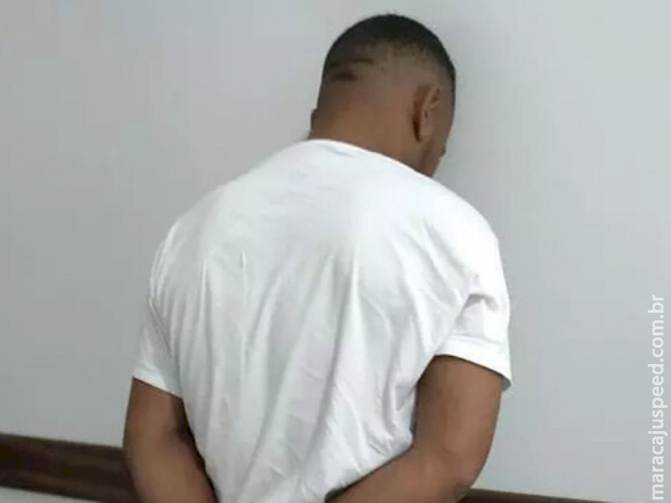 Homem é preso acusado de matar vizinha que foi encontrada nua