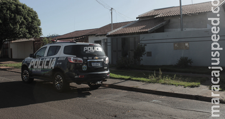Homens trancam idoso em banheiro durante assalto no Pioneiros Homens trancam idoso em banheiro durante assalto no Pioneiros
