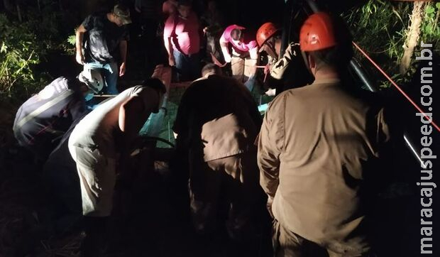 Irmãos morrem ao cair em poço de 30 metros em Anastácio Irmãos morrem ao cair em poço de 30 metros em Anastácio