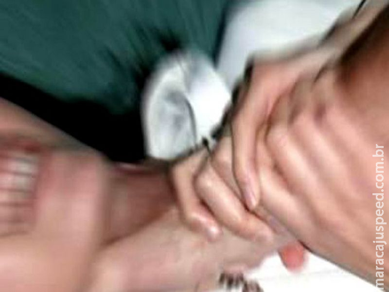Maracaju: Mulher luta com ex-marido e quase é esfaqueada na barriga Maracaju: Mulher luta com ex-marido e quase é esfaqueada na barriga