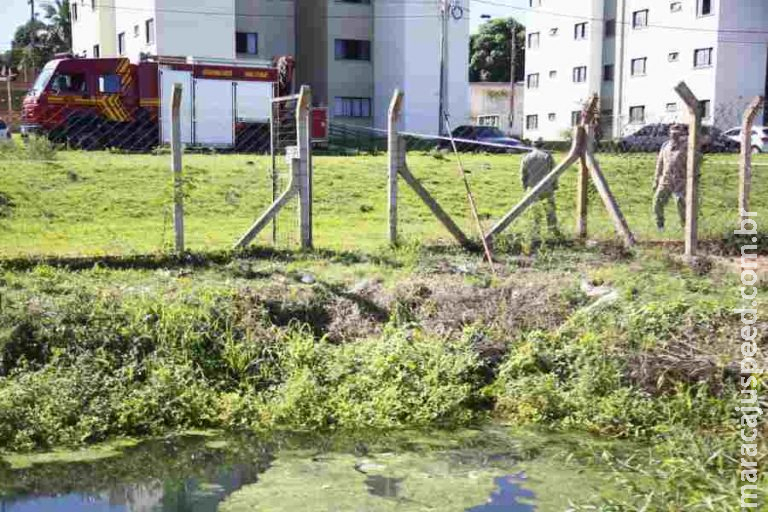 Menino de 3 anos que desapareceu enquanto brincava é encontrado morto em condomínio Menino de 3 anos que desapareceu enquanto brincava é encontrado morto em condomínio