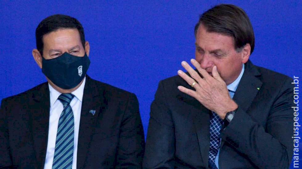 Mourão é criticado por ironizar apuração de crimes da ditadura militar Mourão é criticado por ironizar apuração de crimes da ditadura militar