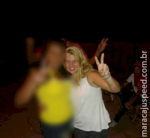 Mulher que estava nua e morreu atropelada em rodovia tinha 34 anos Mulher que estava nua e morreu atropelada em rodovia tinha 34 anos