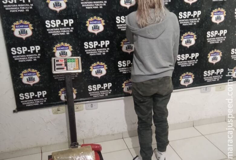 Paulista é presa com maconha em terminal rodoviário 