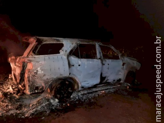 Polícia identifica corpos carbonizados na fronteira de MS Polícia identifica corpos carbonizados na fronteira de MS