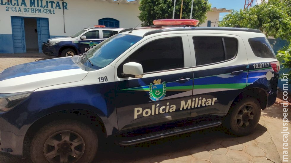 Polícia Militar conduz dois homens por distribuição de moeda falsa, em Glória de Dourados